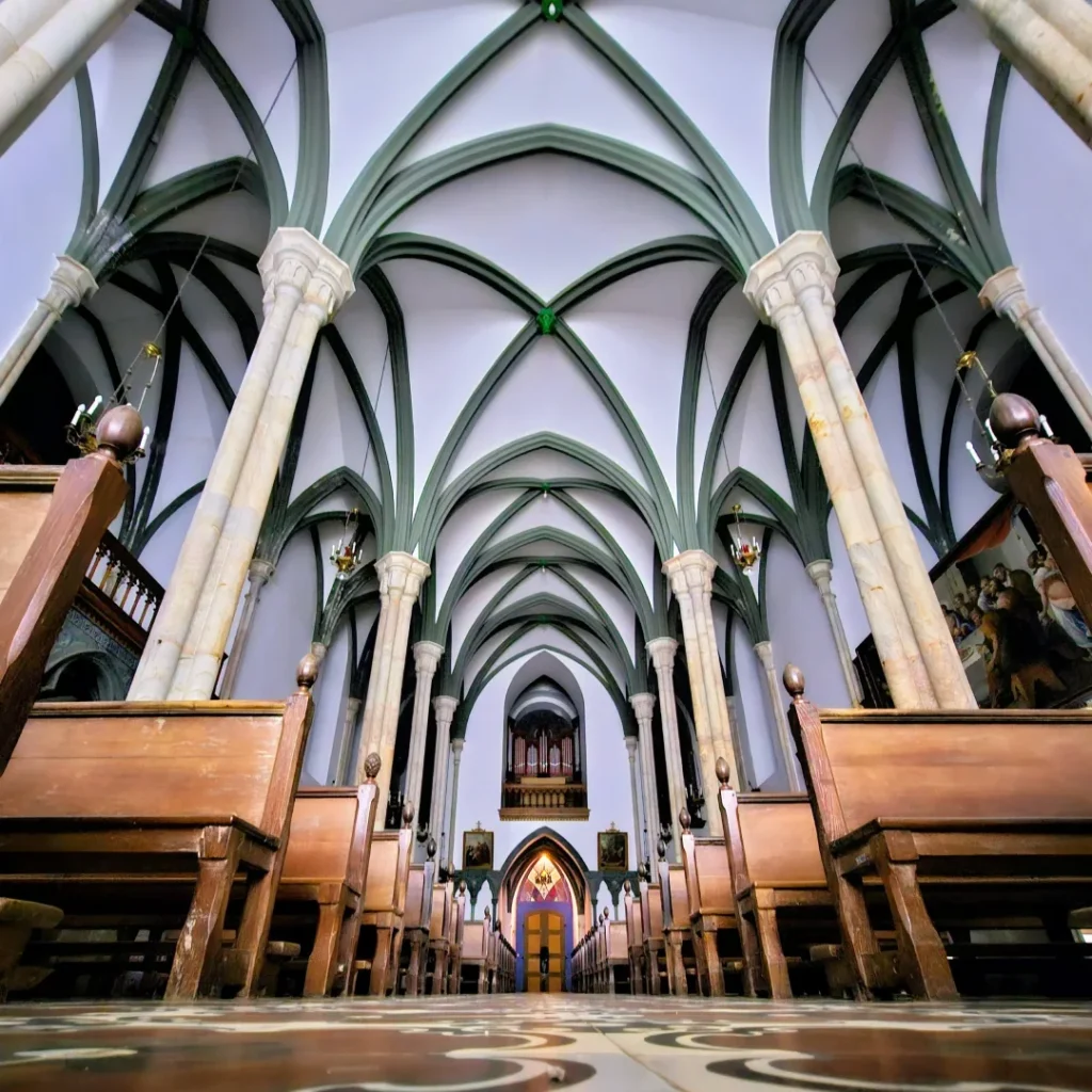 Interior da Igreja de Nossa Senhora dos Homens no Santuário do Caraça - Foto: Wanderley Garcia / Da Janela