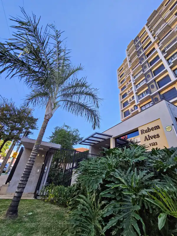 Edifício Rubem Alves, onde foi seu consultório e o restaurante Dali - Foto: Wanderley Garcia, Da Janela