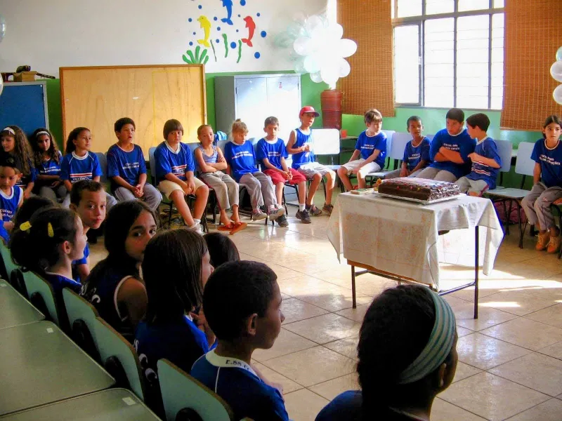 Sala de aula, quando Gloria se aventurou como professora em Alto Paraíso de Goiás - Foto: Acervo pessoal de Gloria Cavaggioni, da Janela