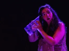 Espetáculo "Inunda Me" Busca