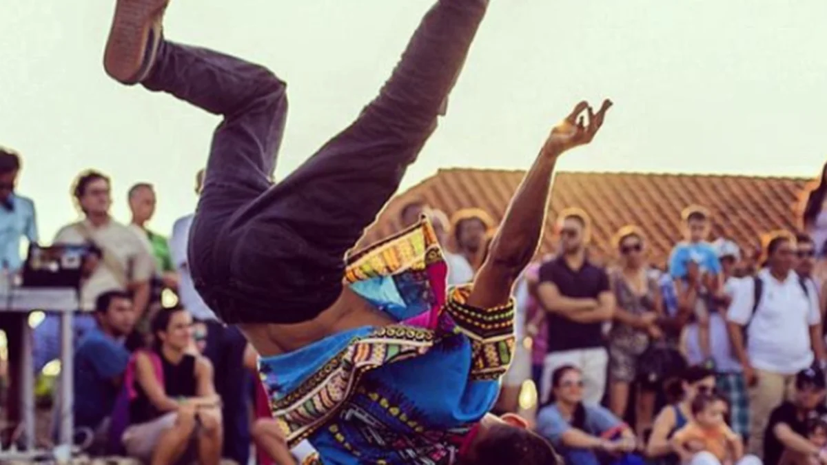 Mobiliza: Festa Cultural Da Pe