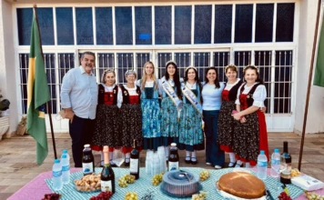 15ª Festa do Vinho de Santana celebra cultura tirolesa em Piracicaba