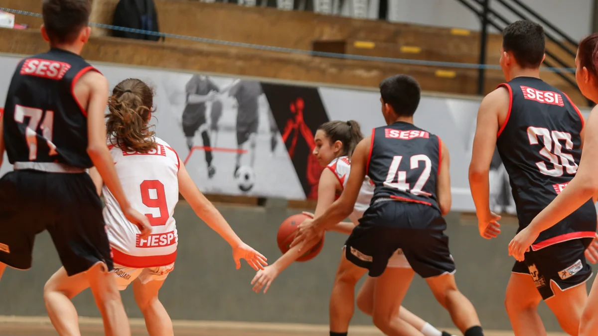 Basquete Amistoso: Jogos Masculino e Feminino no Sesi Piracicaba