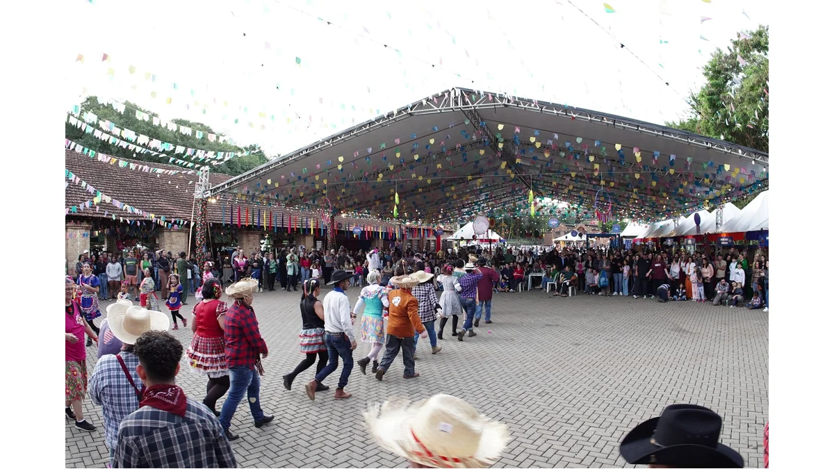 Festival Junino de Piracicaba com entrada gratuita e transmissão de jogo