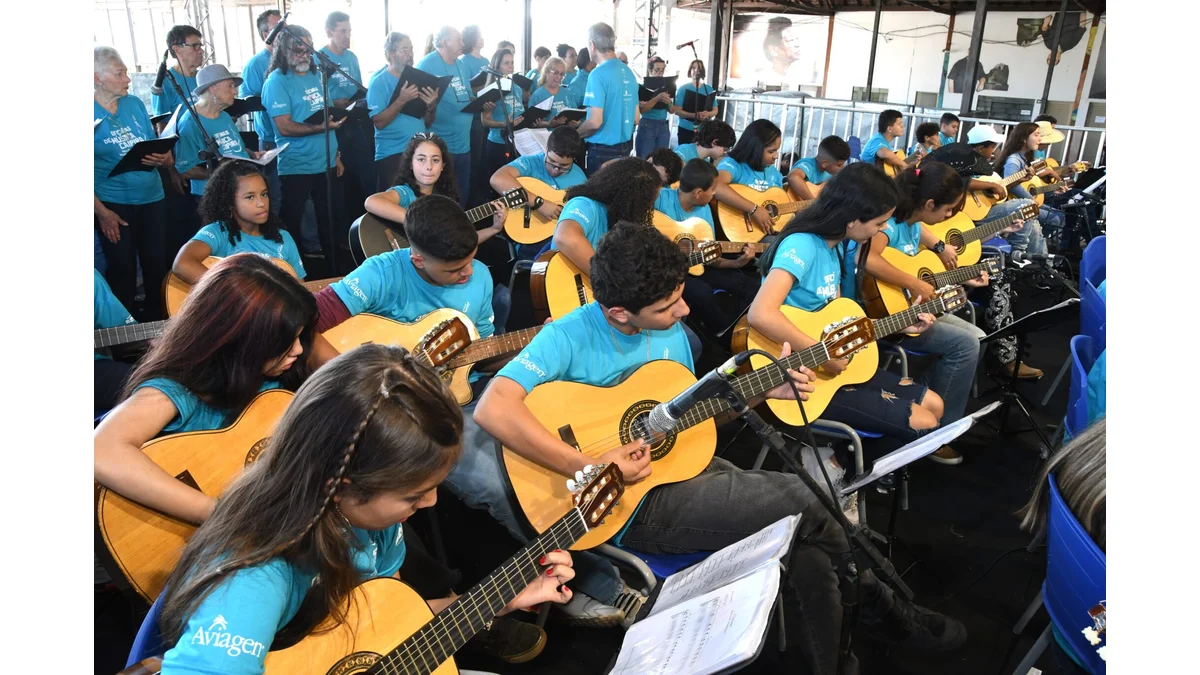 Projeto Oficinas de Música Caipira celebra música raiz no Engenho Central